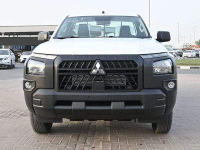 2026 Mitsubishi L200 L200 2.4L GL SCAB 4WD 5MT DIESEL M-LINE White Grey