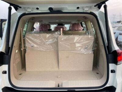 Toyota Land Cruiser TOYOTA LC300 3.5L VX+EUROPE FULL OPTION 2022 White Beige