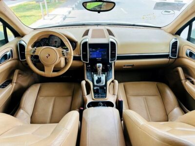 2011 Porsche Cayenne S 8 Cylinder Engine CLEAN TITLE White Beige