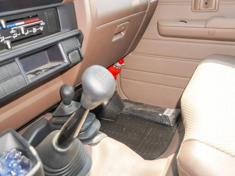 2025 Toyota Land Cruiser Pick Up White Brown Pick Up GCC Specs