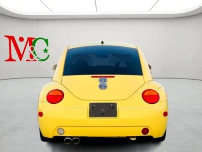 2001 Volkswagen Beetle Standard CLEAN CAR LOW MILEAGE Yellow Black