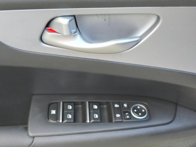 Kia Cerato 2024 GCC Specs White Black Clean Inside and Out