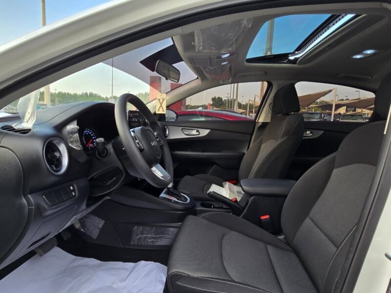 Kia Cerato 2024 GCC Specs White Black Clean Inside and Out