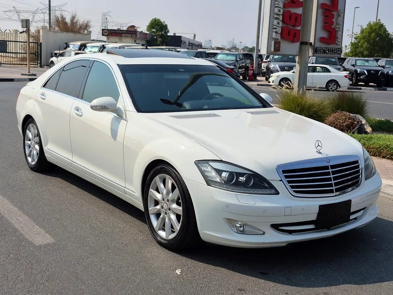 2006 Mercedes-Benz S-Class S 550 White Black in Perfect Condition