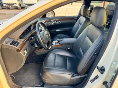 2011 Mercedes-Benz S 350 3.5-liter V6 Engine White Black