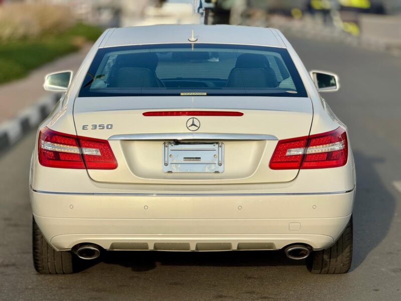 2011 Mercedes-Benz E 350 3.5-liter V6 Engine White Black