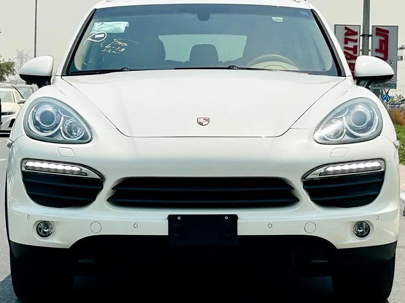 2011 Porsche Cayenne S 8 Cylinder Engine CLEAN TITLE White Beige