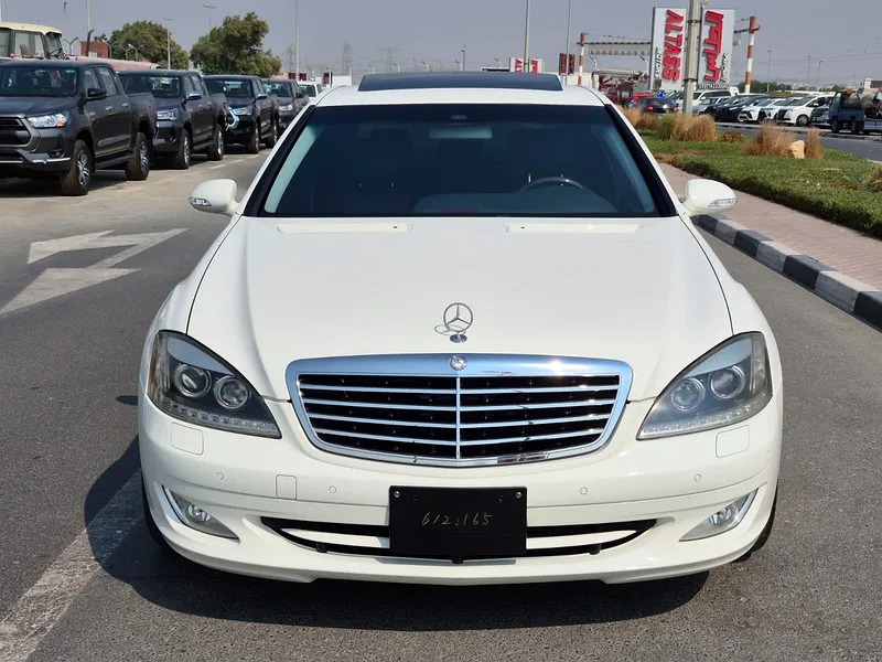 2006 Mercedes-Benz S-Class S 550 White Black in Perfect Condition