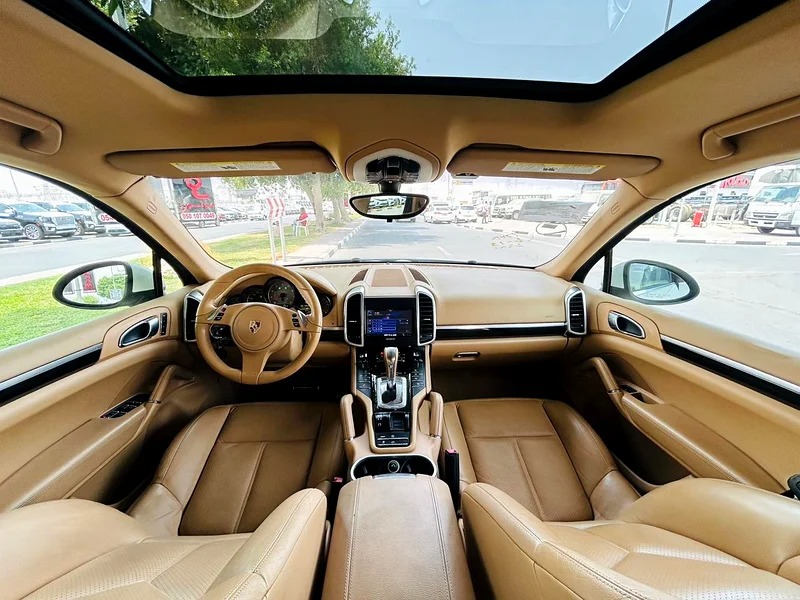 2011 Porsche Cayenne S 8 Cylinder Engine CLEAN TITLE White Beige