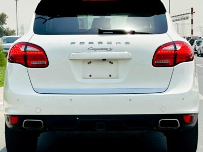 2011 Porsche Cayenne S 8 Cylinder Engine CLEAN TITLE White Beige
