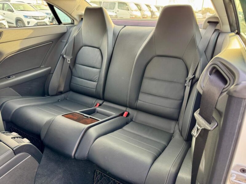 2011 Mercedes-Benz E 350 3.5-liter V6 Engine White Black