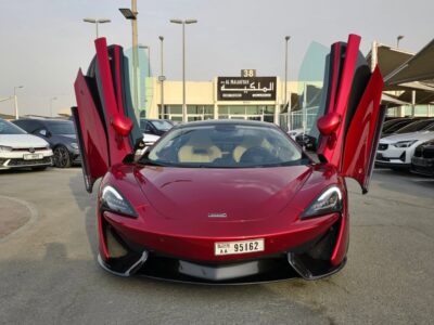 McLaren 570 GT Model 2017 Powerful V8 Twin-Turbo Engine Red Beige