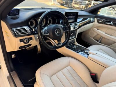 2016 Mercedes-Benz CLS-Class CLS 400 Excellent Condition White Beige