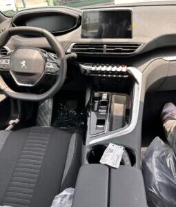 2025 Peugeot Peugeot 3008 1.6L Turbo Automatic White Black