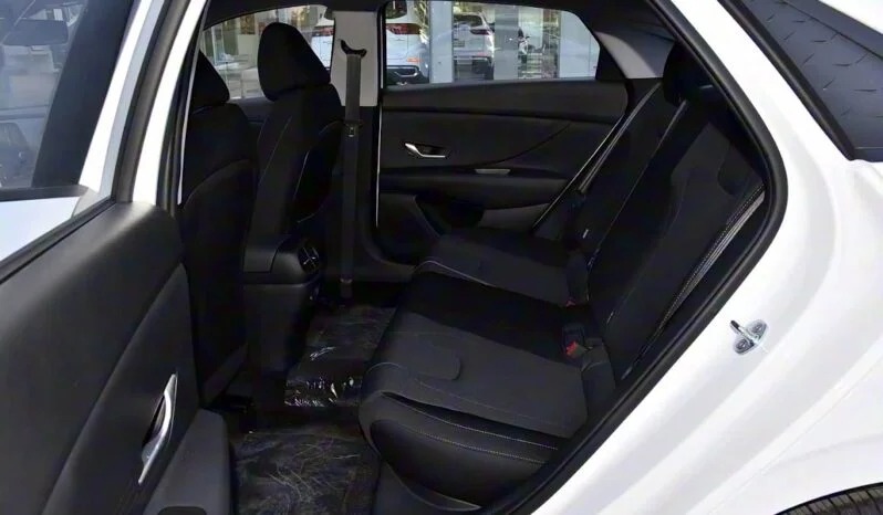 2025 Hyundai Elantra GLX ELITE 0KM White Black Sedan
