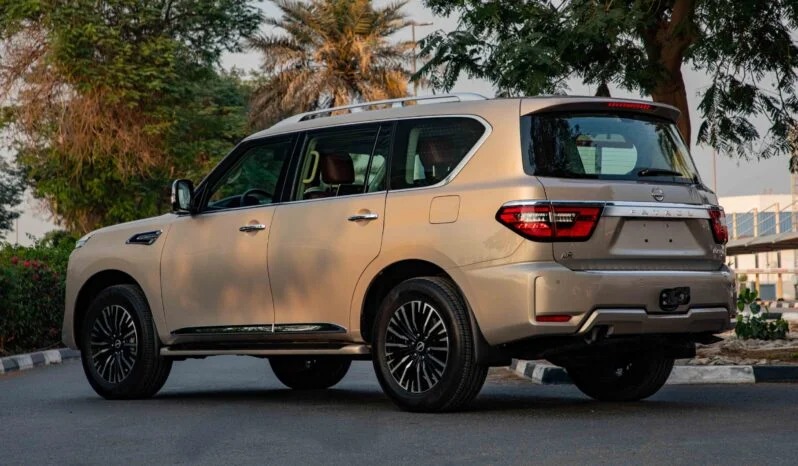 2022 Nissan Patrol SE Platinum 4.0L GCC Spec Gold Red