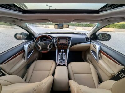 2016 Mitsubishi Montero Sport GLS 4WD Top Line 6 Cylinder Bronze Beige GCC