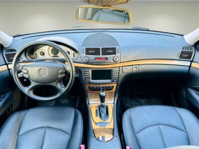 2008 Mercedes-Benz E-Class E 350 NEAT AND CLEAN CAR Black