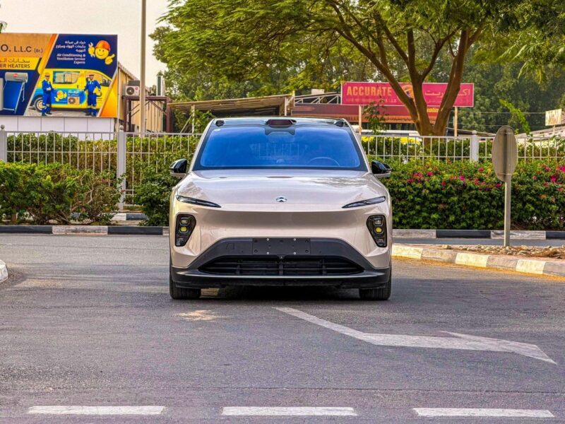 Nio EC7 2023 Used NIO EC7 Long Range 100 kWh Gold Red