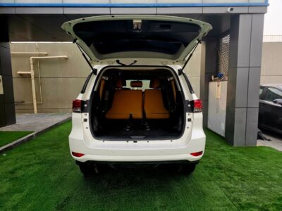 2018 Toyota Fortuner EXR V4 2.7L NEW SHAPE White Tan GCC Specs