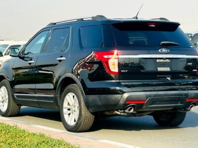 2014 Ford Explorer XLT SUV Neat and Clean Car Black