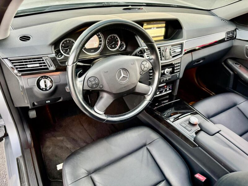 2009 Mercedes-Benz E 350 3.5 Liters V6 Engine Silver Black