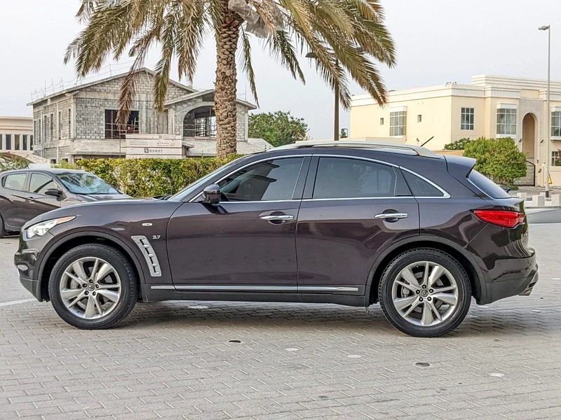2017 Infiniti QX70 Luxury GCC Full Option TOP Premium Condition Brown