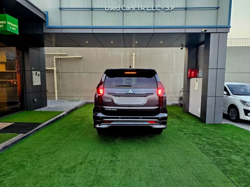 2020 Mitsubishi Montero Sport SIGNATURE EDITION 3.0L V6 Engine Grey Red