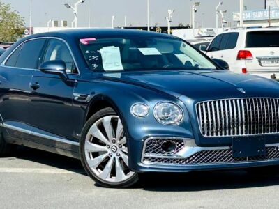 2020 Bentley Flying Spur W12 Neat and Clean Car Blue Beige