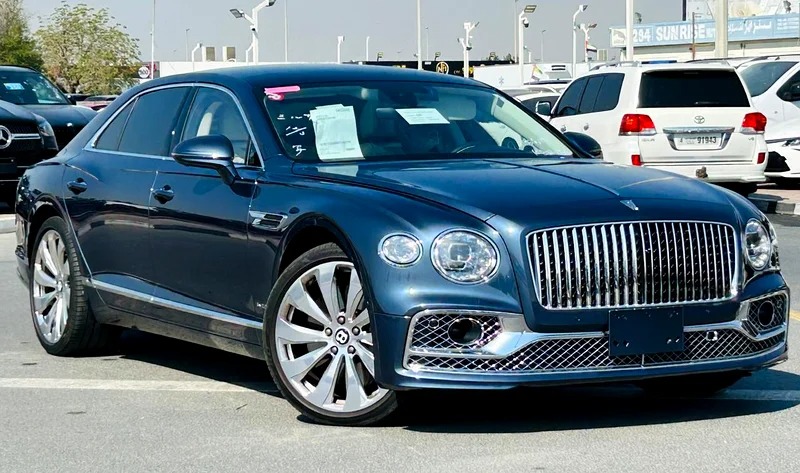 2020 Bentley Flying Spur W12 Neat and Clean Car Blue Beige