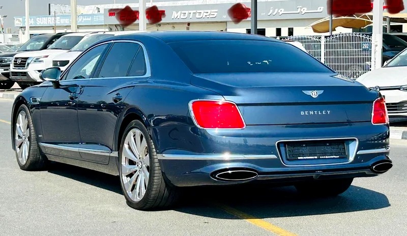 2020 Bentley Flying Spur W12 Neat and Clean Car Blue Beige