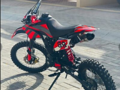 Dirt bike 200CC 4 Stroke Engine Single Cylinder Red