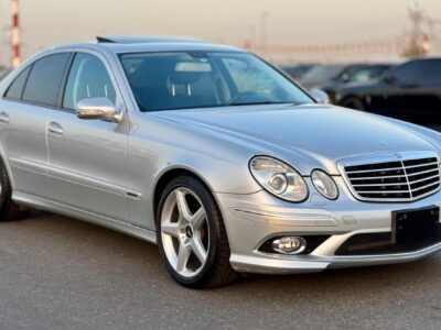 2008 Mercedes-Benz E 350 3.5 Liters V6 Engine Silver Black
