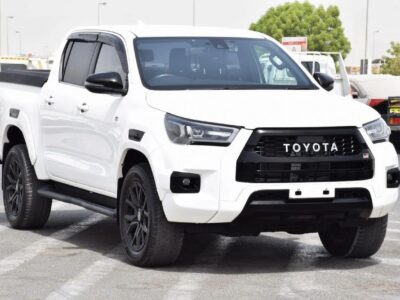 2023 Toyota Hilux GR Sport 2.8L GR Sport 2.4L Diesel White Black