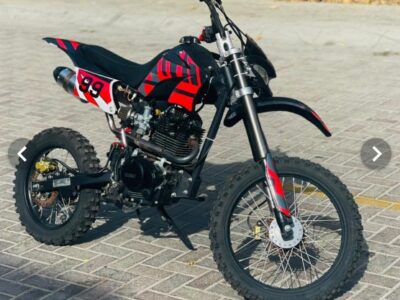 Dirt bike 200CC 4 Stroke Engine Single Cylinder Red