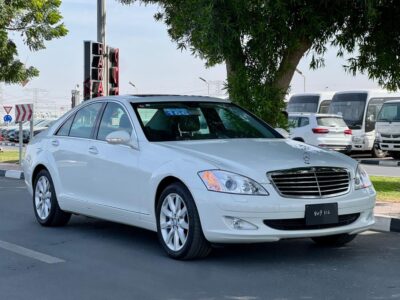 2008 Mercedes-Benz S 350 3.5 liters V6 Engine White Black