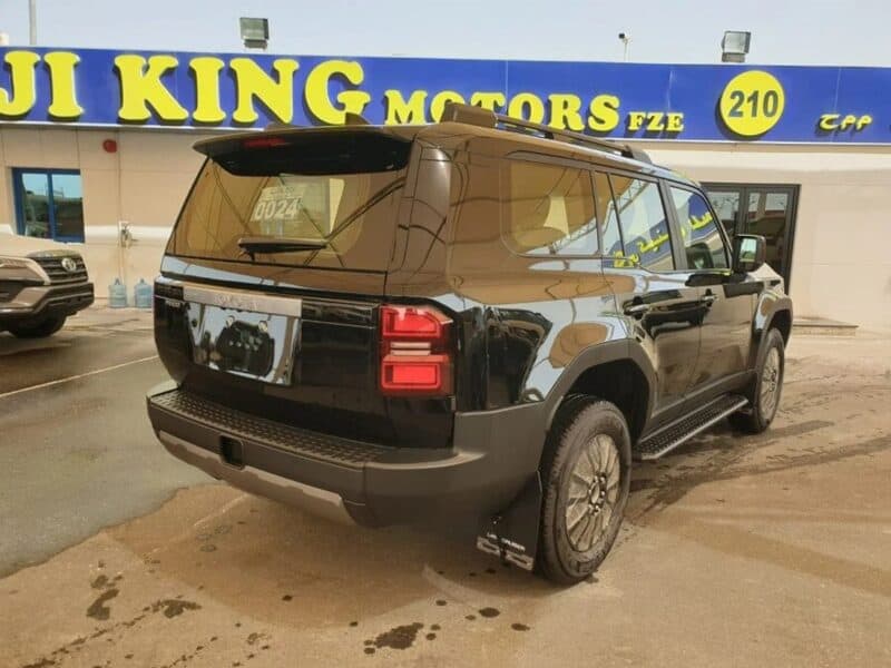 2024 Toyota Prado 2.7 litre 4 Cylinder Engine PETROL BLACK