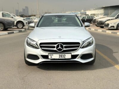 2017 Mercedes-Benz C 200 Turbocharged 16-valve Inline 4-cylinder Silver Black