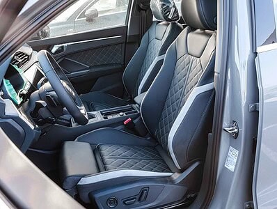 2025 Audi Q3 35 TFSI S-Line 1.5 Turbo TFSI 4 Cylinder Grey Black
