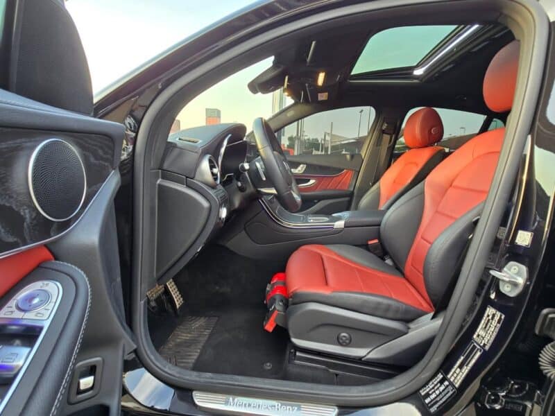 2021 Mercedes-Benz GLC 200 2.0-litre turbocharged4 Engine Black Red
