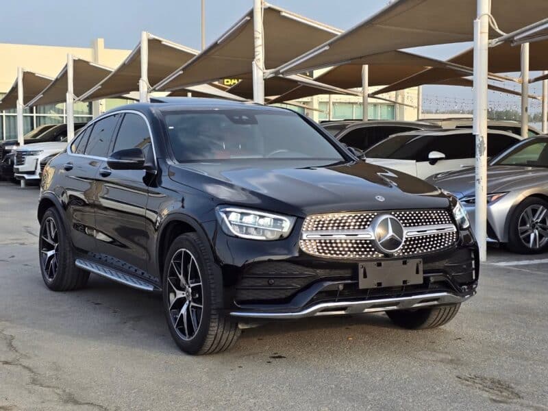 2021 Mercedes-Benz GLC 200 2.0-litre turbocharged4 Engine Black Red