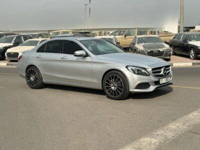 2017 Mercedes-Benz C 200 Turbocharged 16-valve Inline 4-cylinder Silver Black