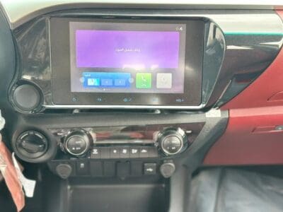 2025 Toyota Hilux SR 2.7L Petrol White Red GCC Specs