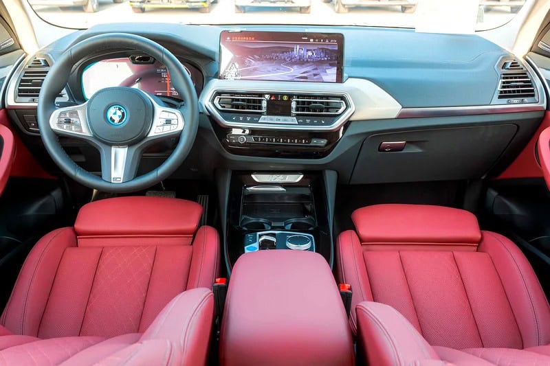 2025 BMW iX3 MSport Electric 80 - 90 kWh 450 - 550 KM Black Red
