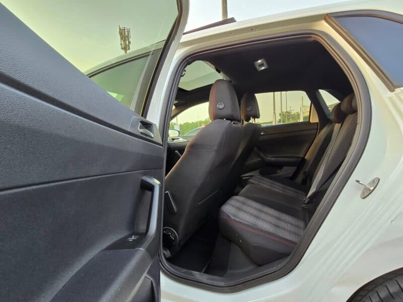 2022 Volkswagen Polo GTI 2.0 liters 4 Cylinders White Black