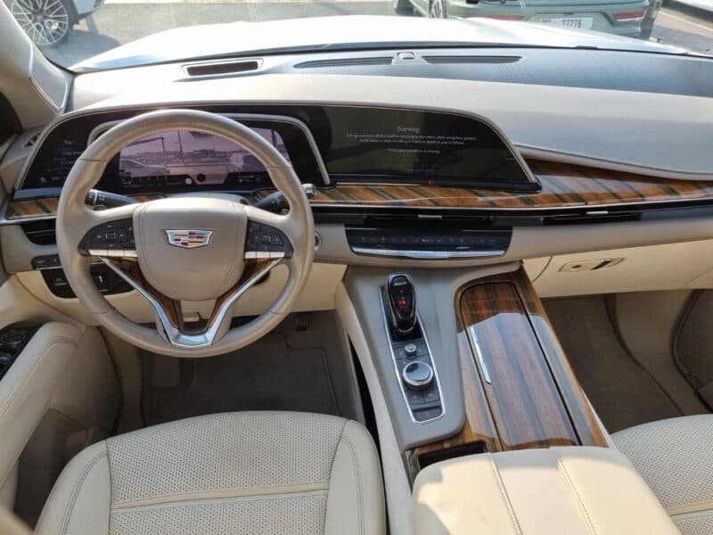 2021 Cadillac Escalade 6.2L V8 Gasoline Engine White Beige