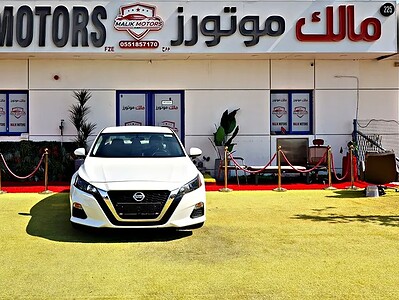 2022 Nissan Altima S 4 Cylinder Engine White Beige