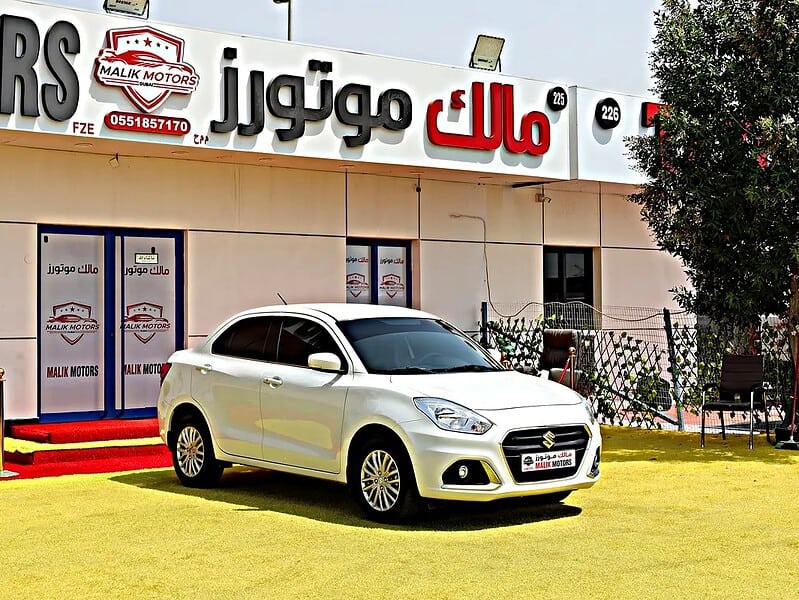 2023 Suzuki Dzire GL Perfect Condition Clean Title GCC White Beige