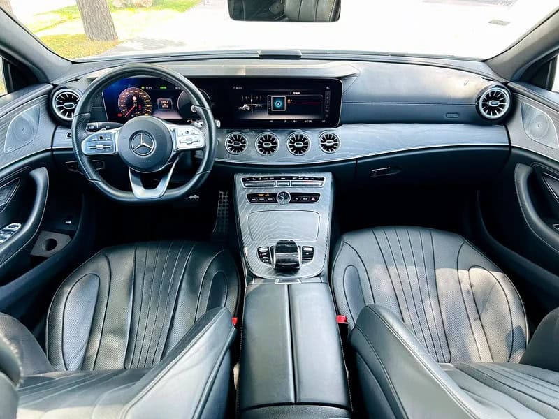2019 Mercedes-Benz CLS-Class CLS 450 4Matic Neat and Clean Car White Black