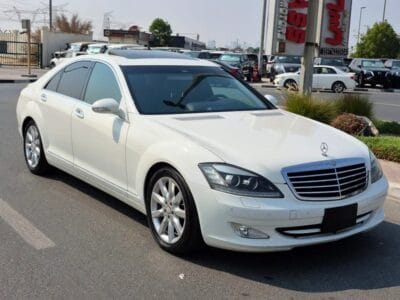 2006 Mercedes-Benz S-Class S 550 in Perfect Condition White Black